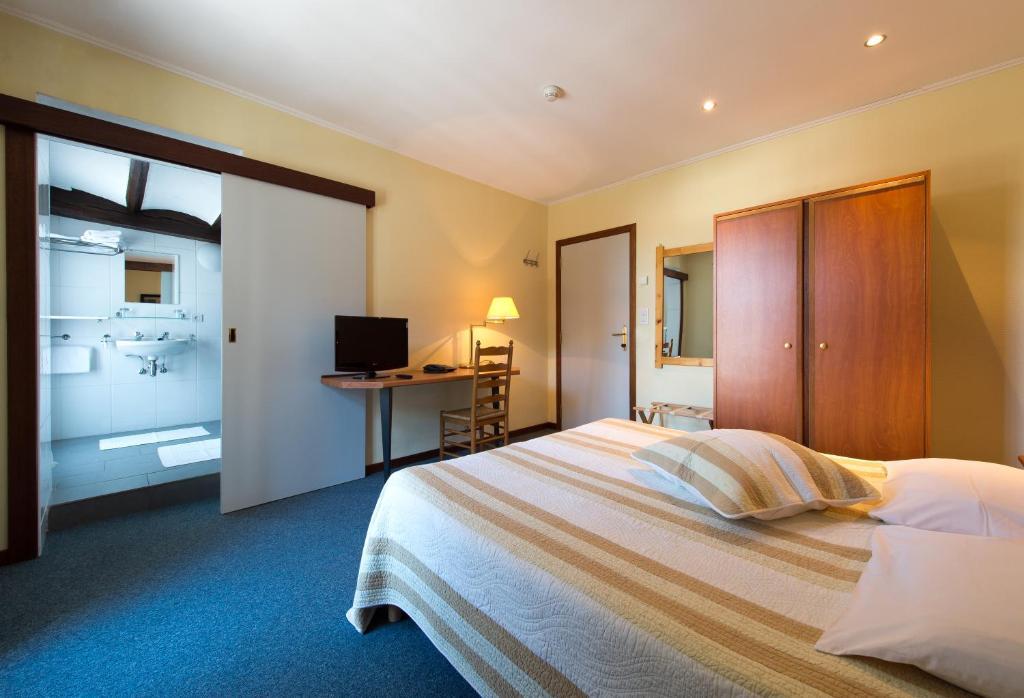 Auberge Le XIX Eme Thulin Habitación foto